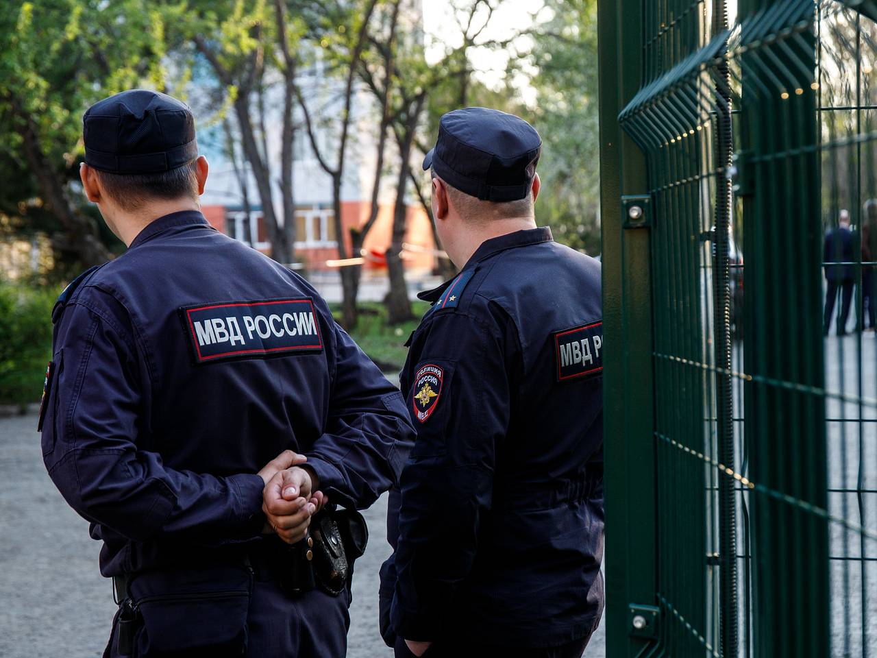 Избившая девочку-подростка в Москве женщина заявила об избиении лопаткой
