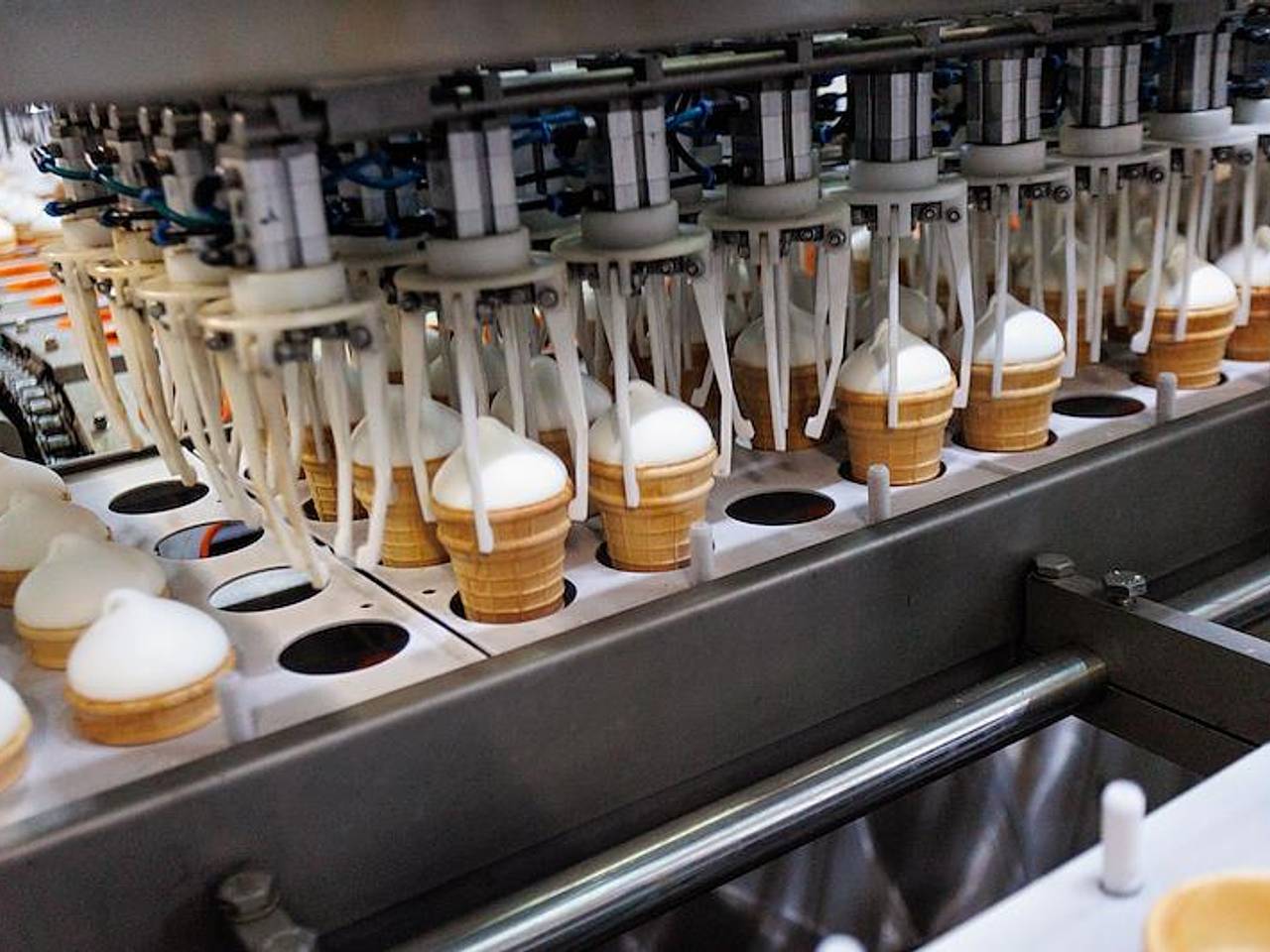 Жители российского региона назвали самые &laquo;ностальгические&raquo; продукты детства