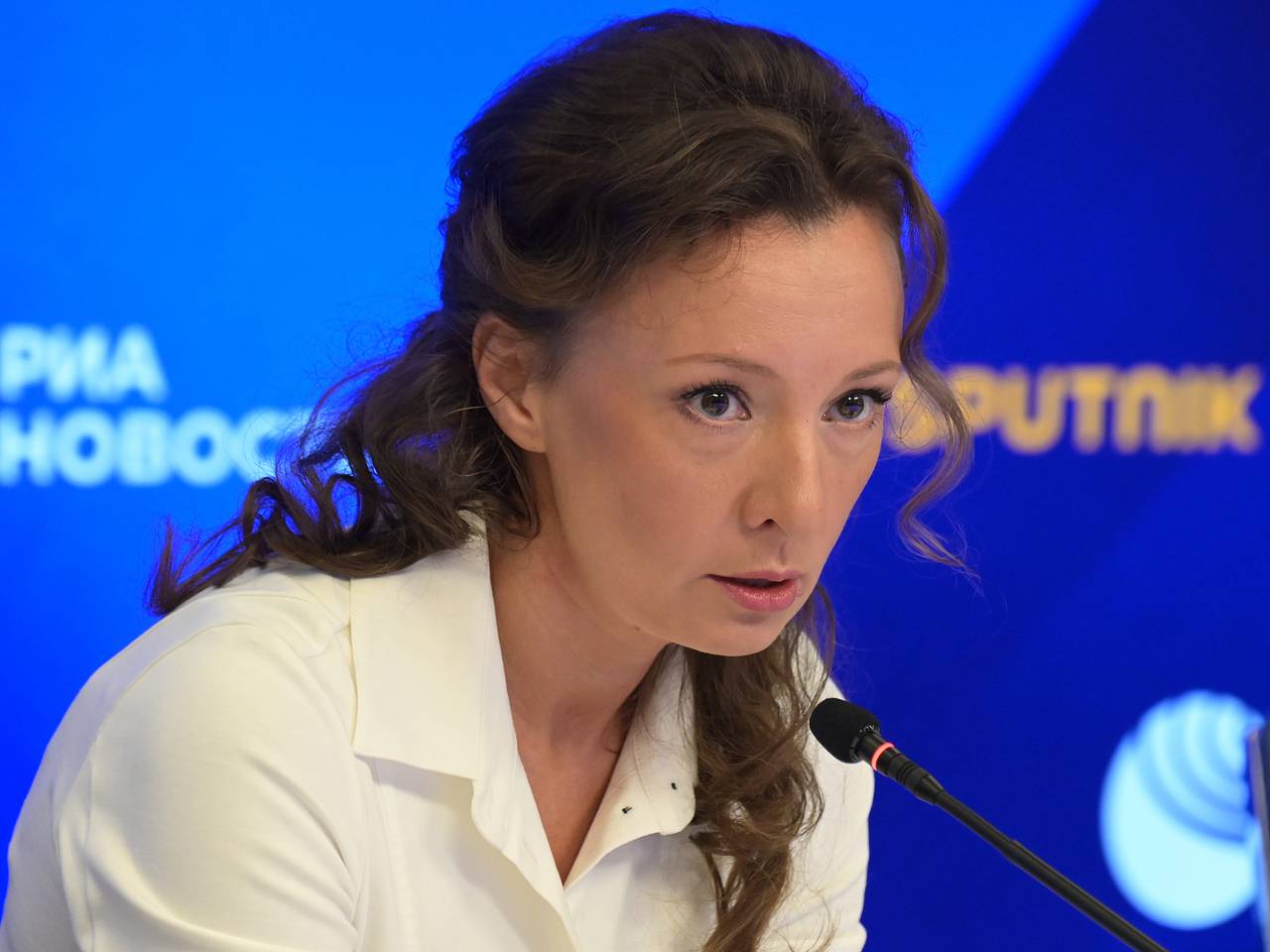 В России заявили о продаже украинских детей в рабство в Европу