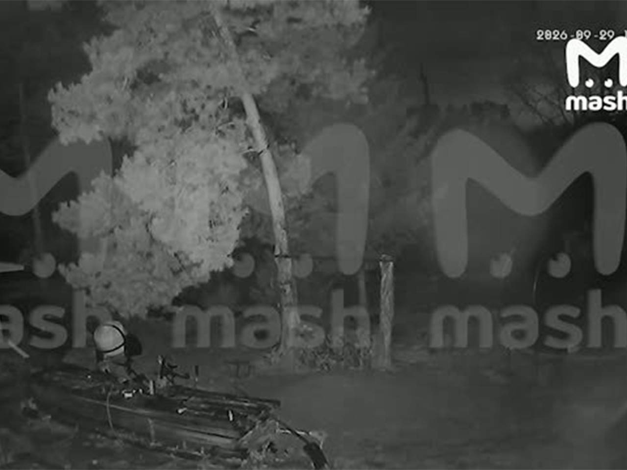 Полет военного самолета перед крушением в российском регионе попал на видео