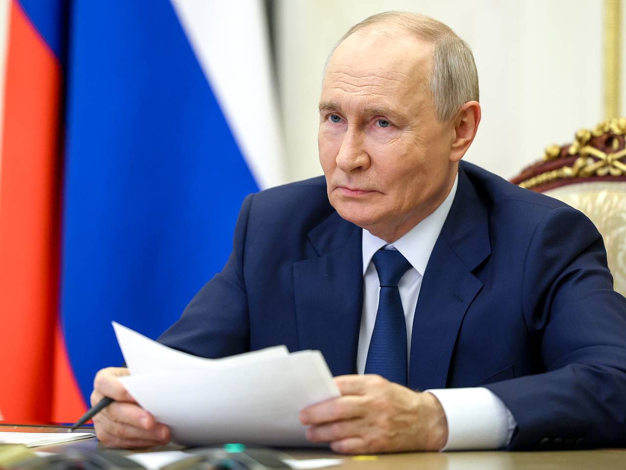 Путин поручил запустить проект беспилотного пассажирского транспорта в ряде регионов