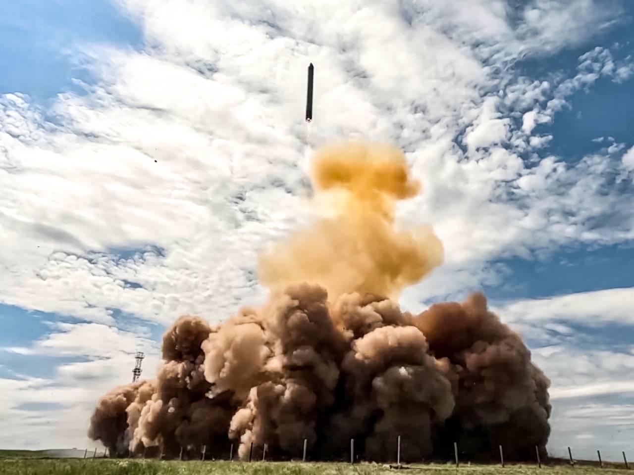 В Госдуме объяснили отсутствие перехватов Украиной российских ракет