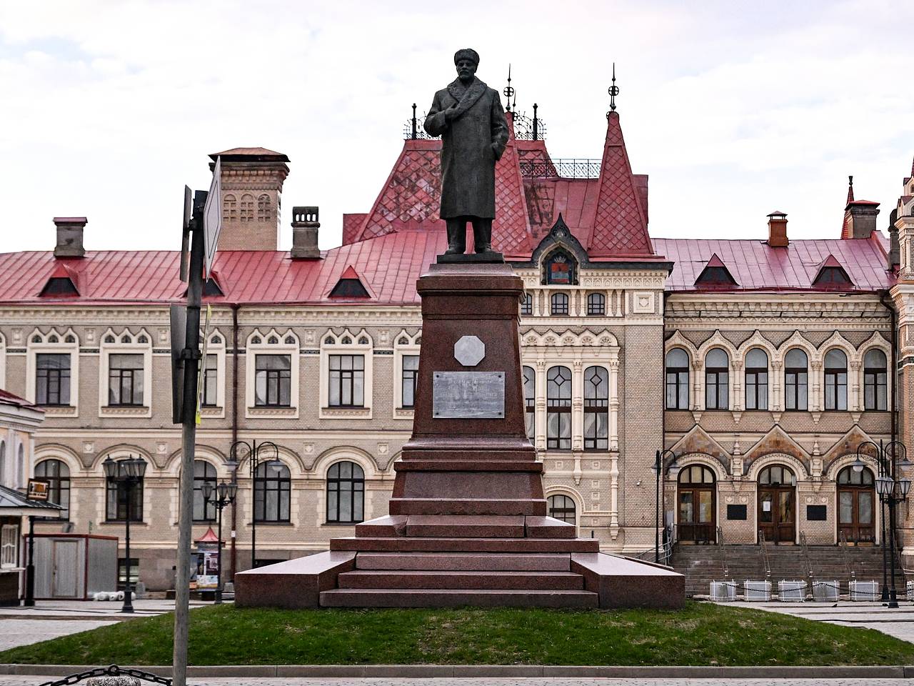 Названо самое дешевое направление для отдыха среди городов Золотого кольца