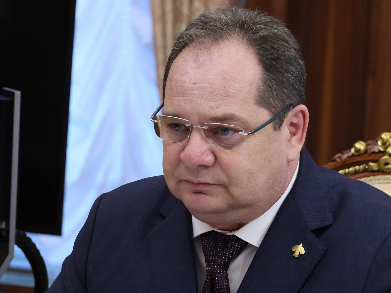 Глава Коми Ростислав Гольдштейн потребовал повысить зарплаты учителей