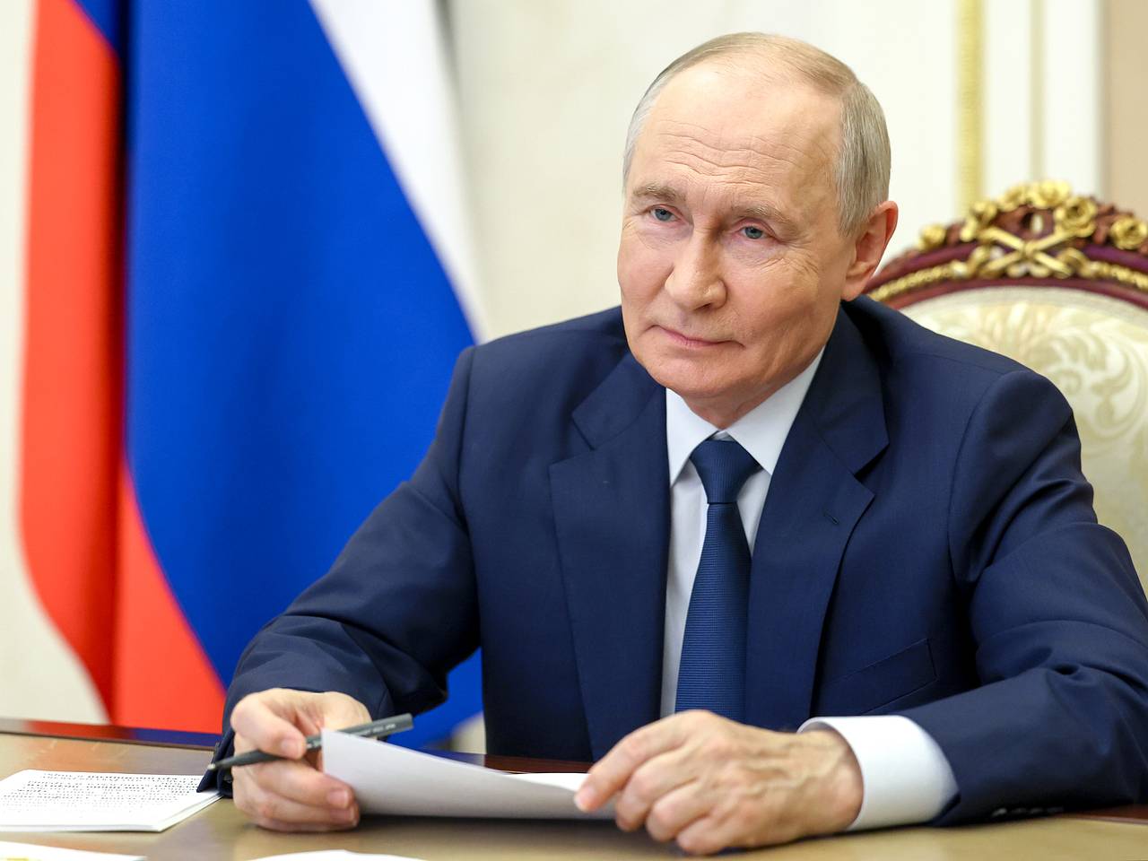 Путин посмертно наградил помогавшего раненым в оккупированной ВСУ Судже фельдшера