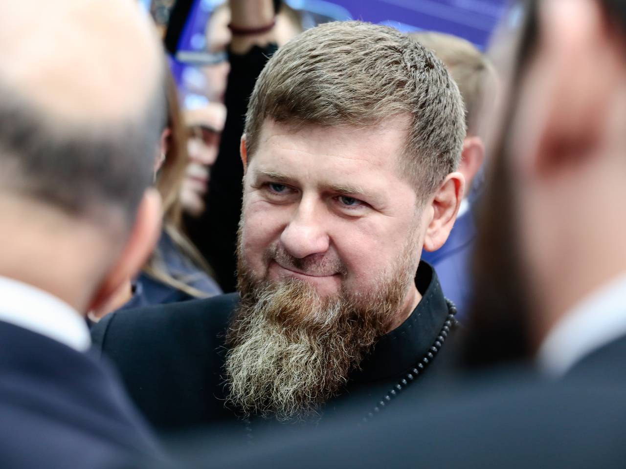 Патриарх Кирилл наградил Кадырова орденом