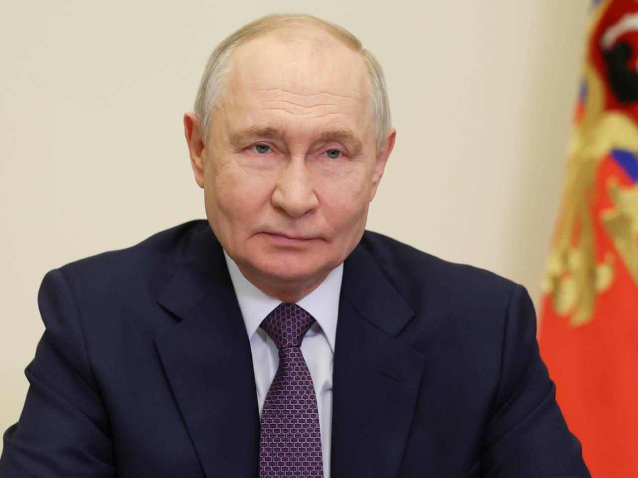 Россиян опросили о деятельности Путина