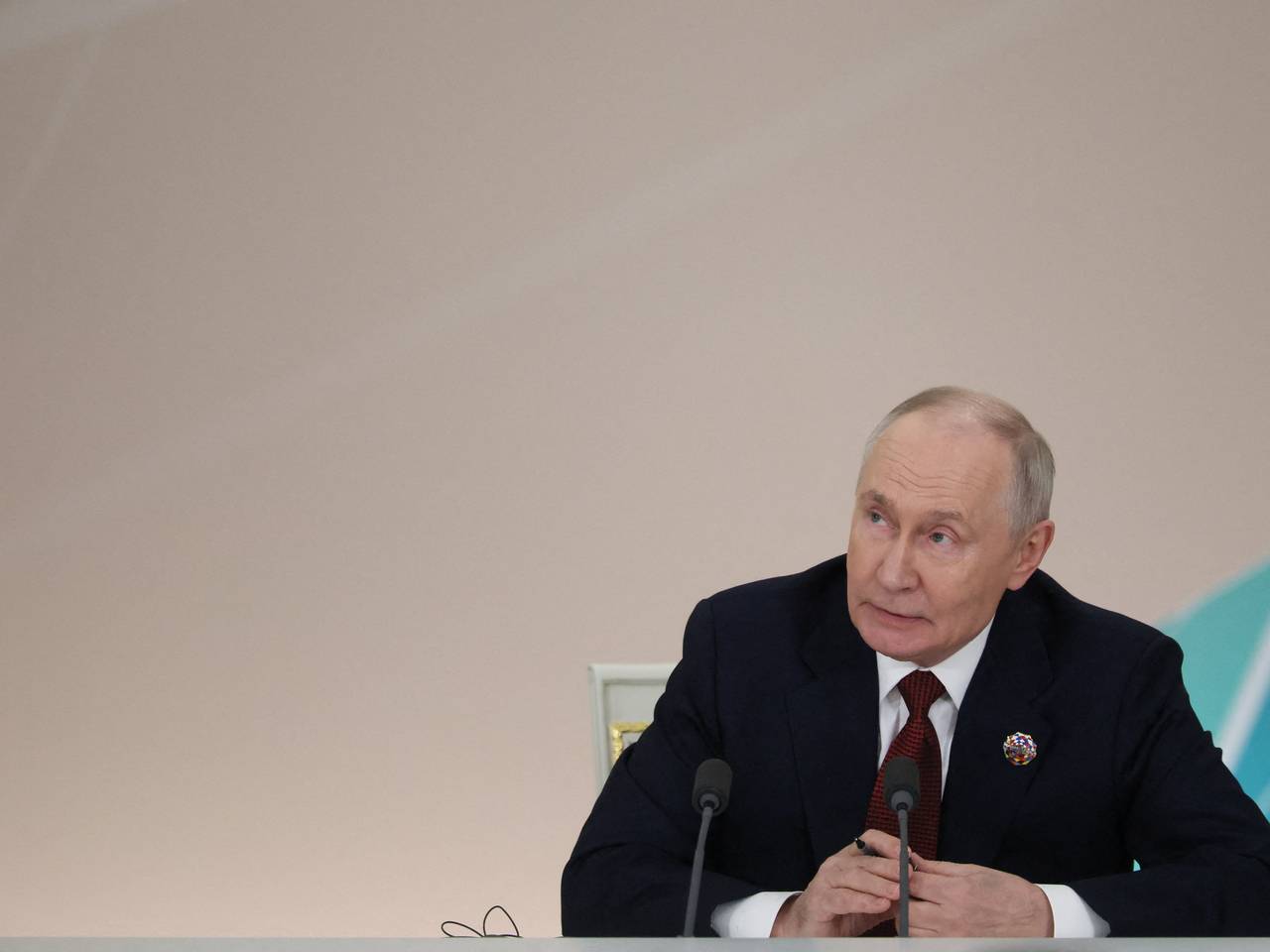 Раскрыты подробности разговора Путина со Стуббом и Стере